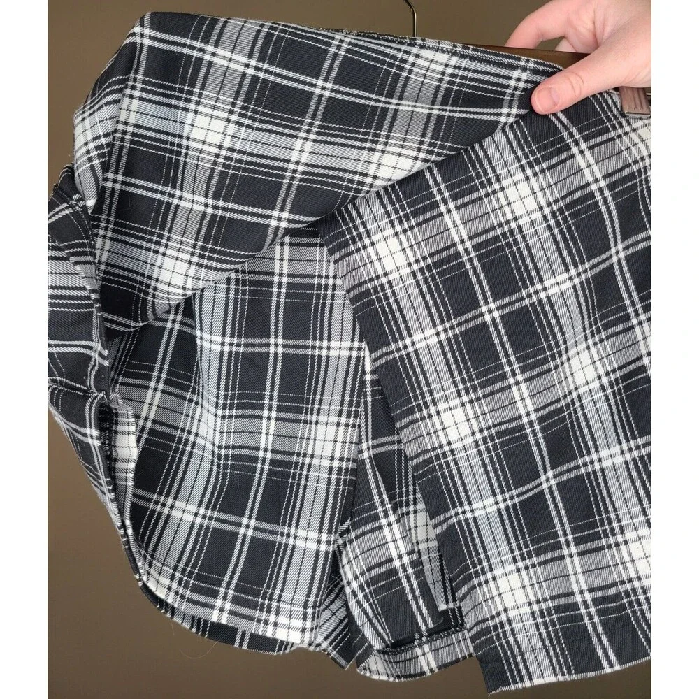 Brandy Melville Y2K Women's Short Black & White Plaid Skort Size 'One Size' XS